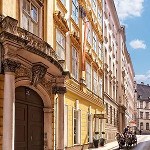 **** Hotel Pertschy Palais Rakousko