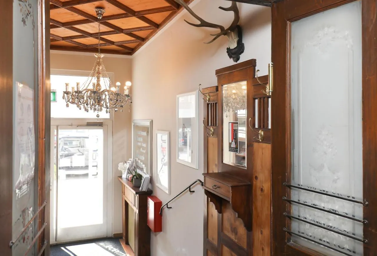 Das Jedermann Boutiquehotel Mit Stadtgarten Salzburg