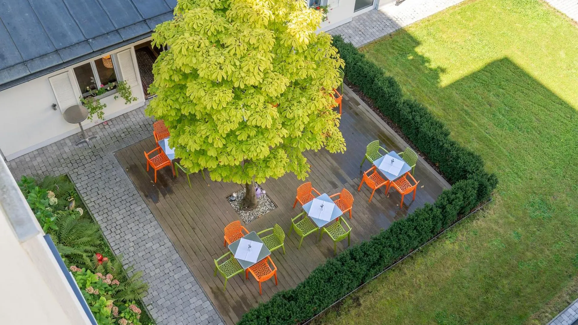 Das Jedermann Boutiquehotel Mit Stadtgarten Salzburg 3*,