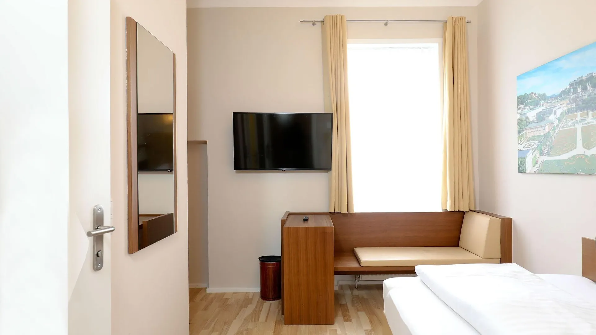 Hotel Das Jedermann Boutiquehotel Mit Stadtgarten Salzburg