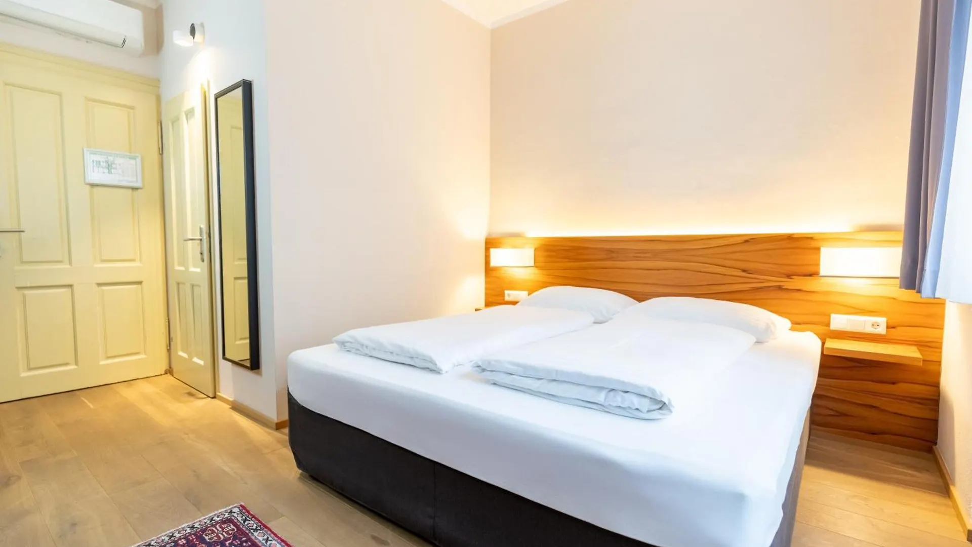 Das Jedermann Boutiquehotel Mit Stadtgarten Salzburg 3*,