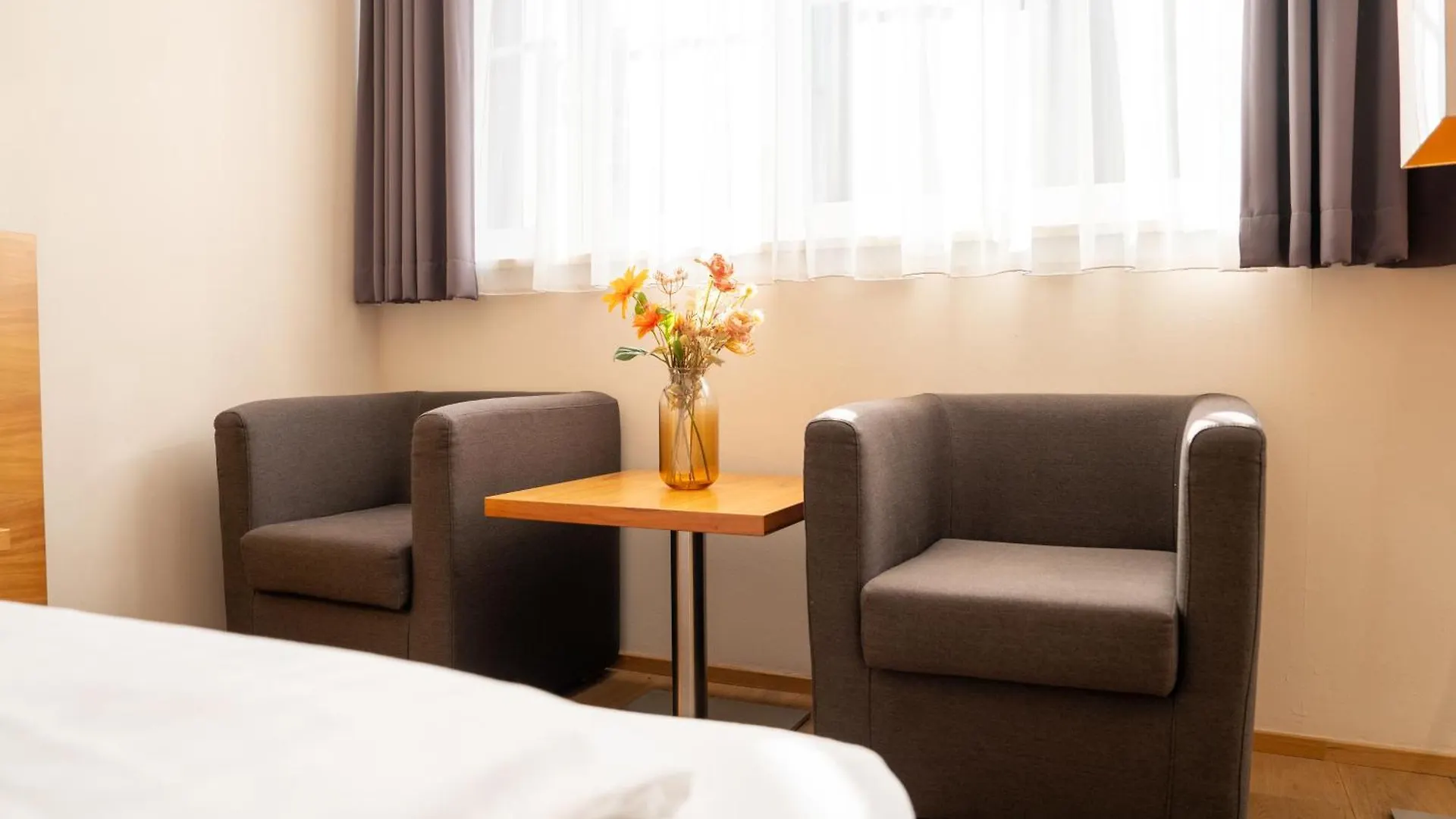 Hotel Das Jedermann Boutiquehotel Mit Stadtgarten Salzburg