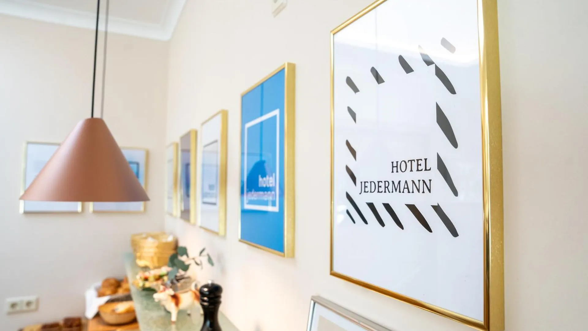 Das Jedermann Boutiquehotel Mit Stadtgarten Salzburg Austria