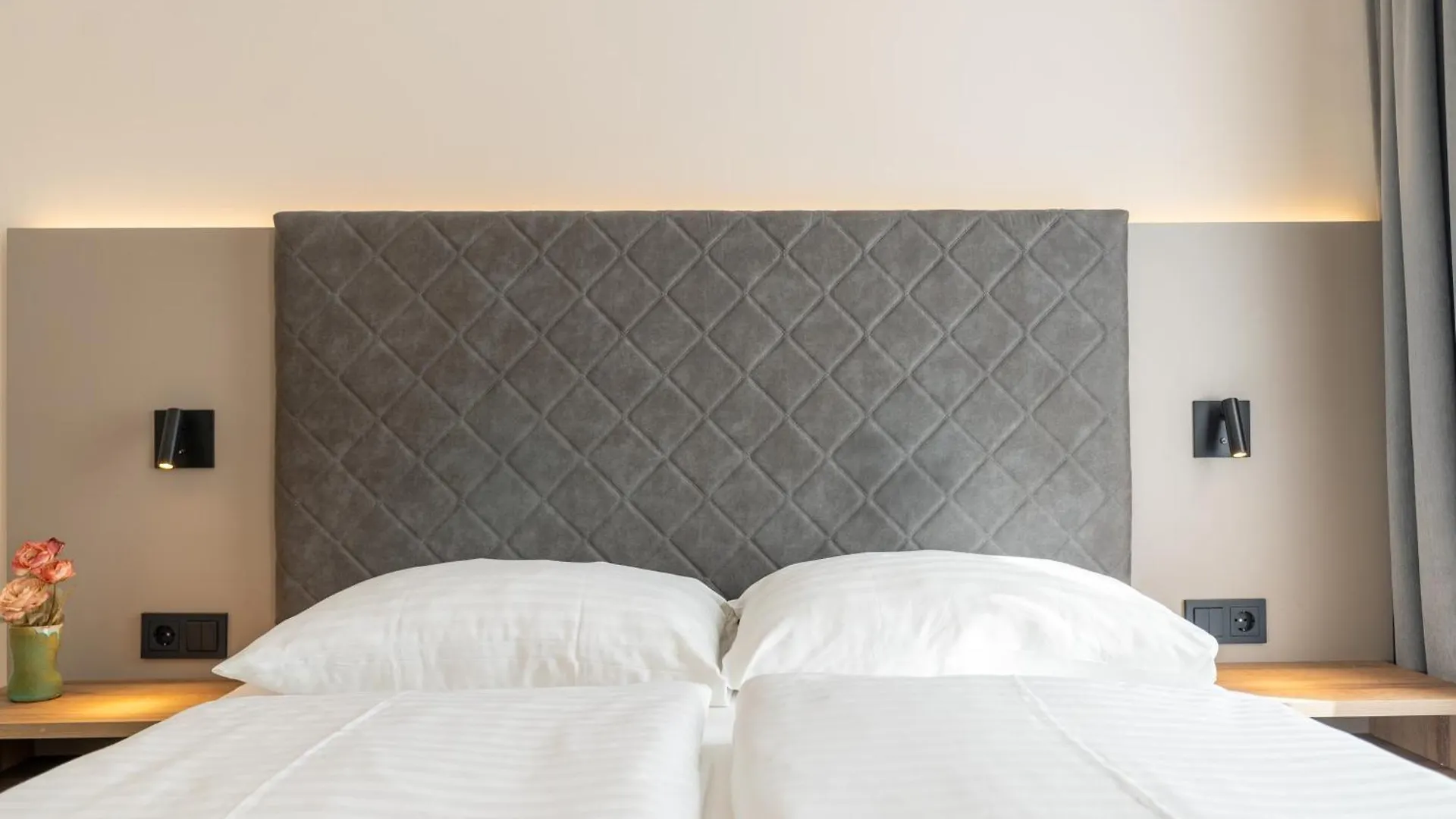 Hotel Das Jedermann Boutiquehotel Mit Stadtgarten Salzburg