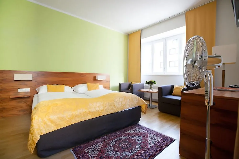 *** Hotel Das Jedermann Boutiquehotel Mit Stadtgarten Salzburg Austria